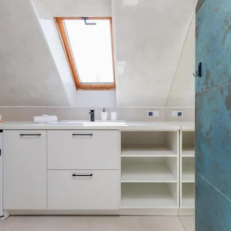 Appartamento Marina & Amber With Garden By Renters *