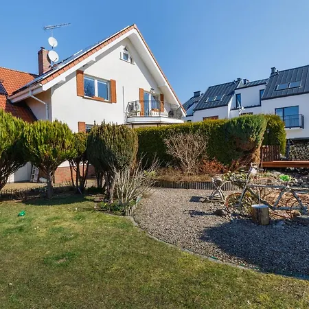 Apartment Marina & Amber With Garden By Renters *