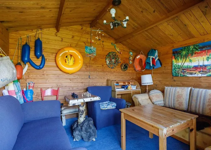 Marina & Amber With Garden By Renters