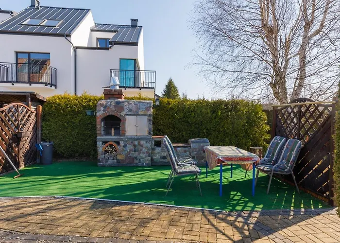 Marina & Amber With Garden By Renters Apartment Grzybowo (West Pomeranian)