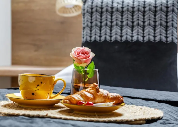 Marina & Amber With Garden By Renters Apartment *